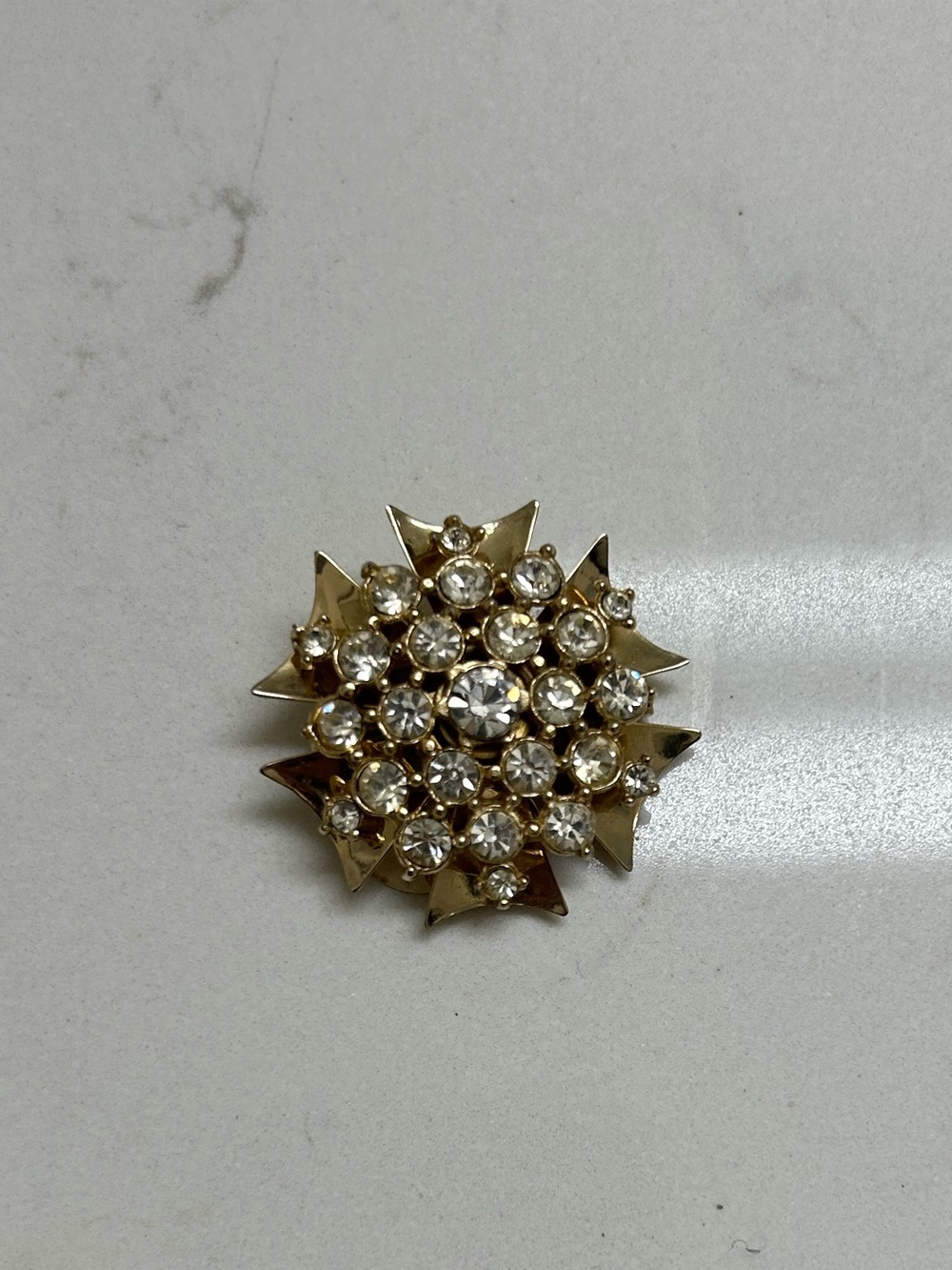 Gold-Tone Crystal Cluster Brooch - Elegant Sparkling Floral Pin and Pendant